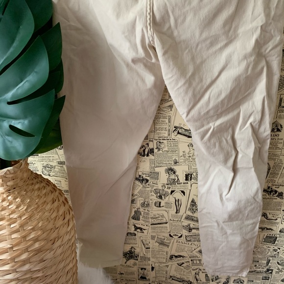 Lucky brand beige pants SZ 2 / 26 ripped style - Picture 8 of 9